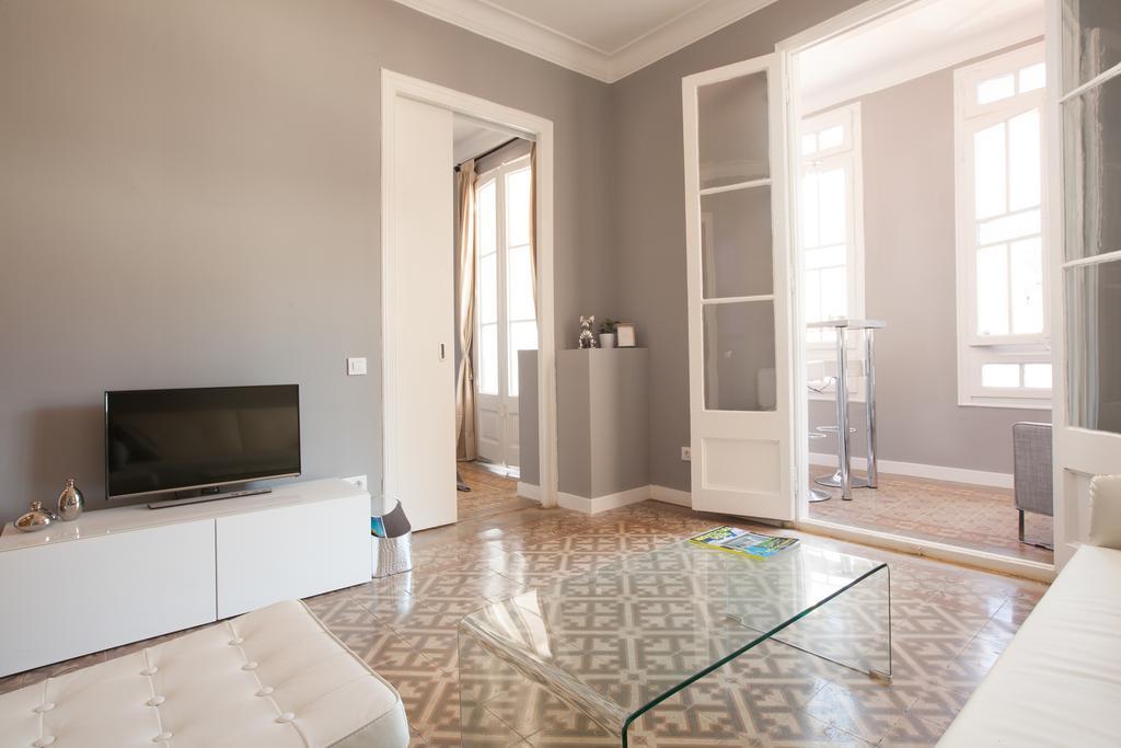 Enjoy Apartments Sofia บาร์เซโลนา ภายนอก รูปภาพ