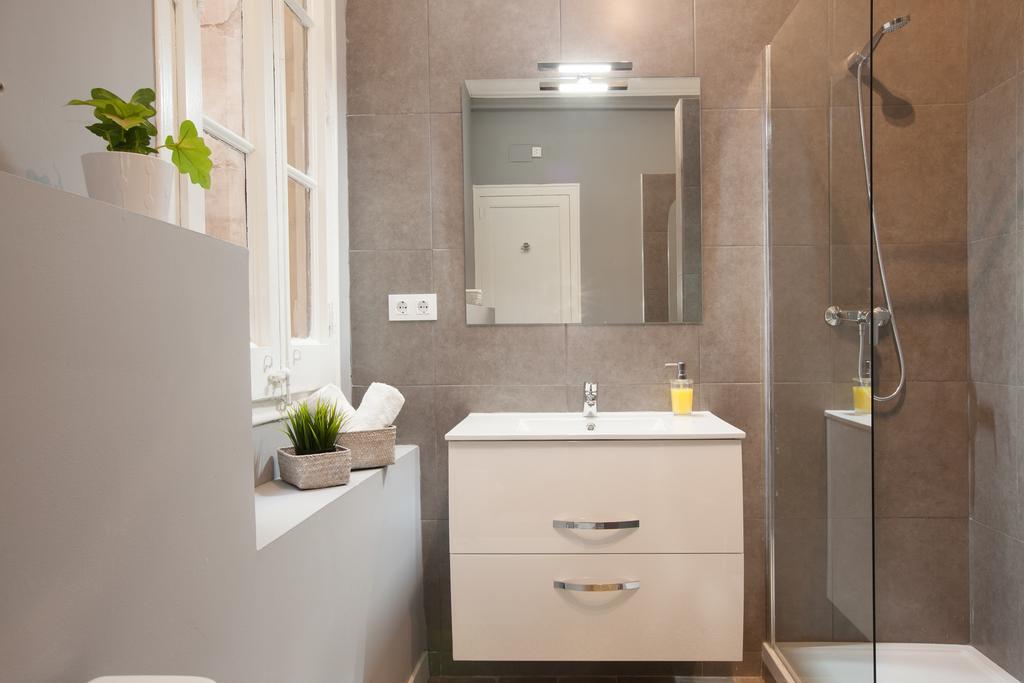 Enjoy Apartments Sofia บาร์เซโลนา ภายนอก รูปภาพ