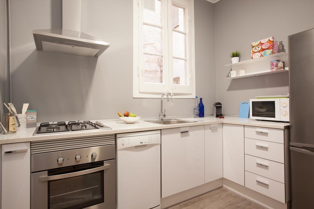Enjoy Apartments Sofia บาร์เซโลนา ภายนอก รูปภาพ
